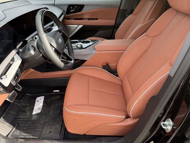 2025 Cadillac OPTIQ Sport 2