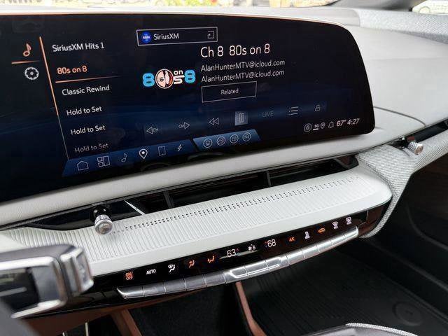 2025 Cadillac OPTIQ Sport 2