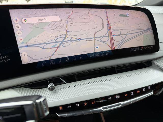 2025 Cadillac OPTIQ Sport 2