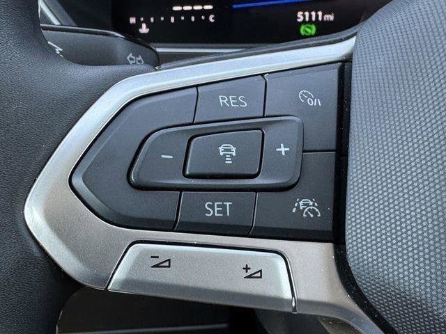 2024 Volkswagen Tiguan Base