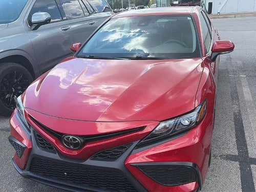 2022 Toyota Camry SE Auto (SE)