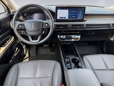 2023 Lincoln Corsair Base