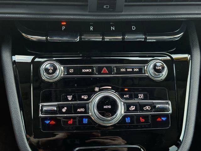 2021 Lincoln Corsair Base