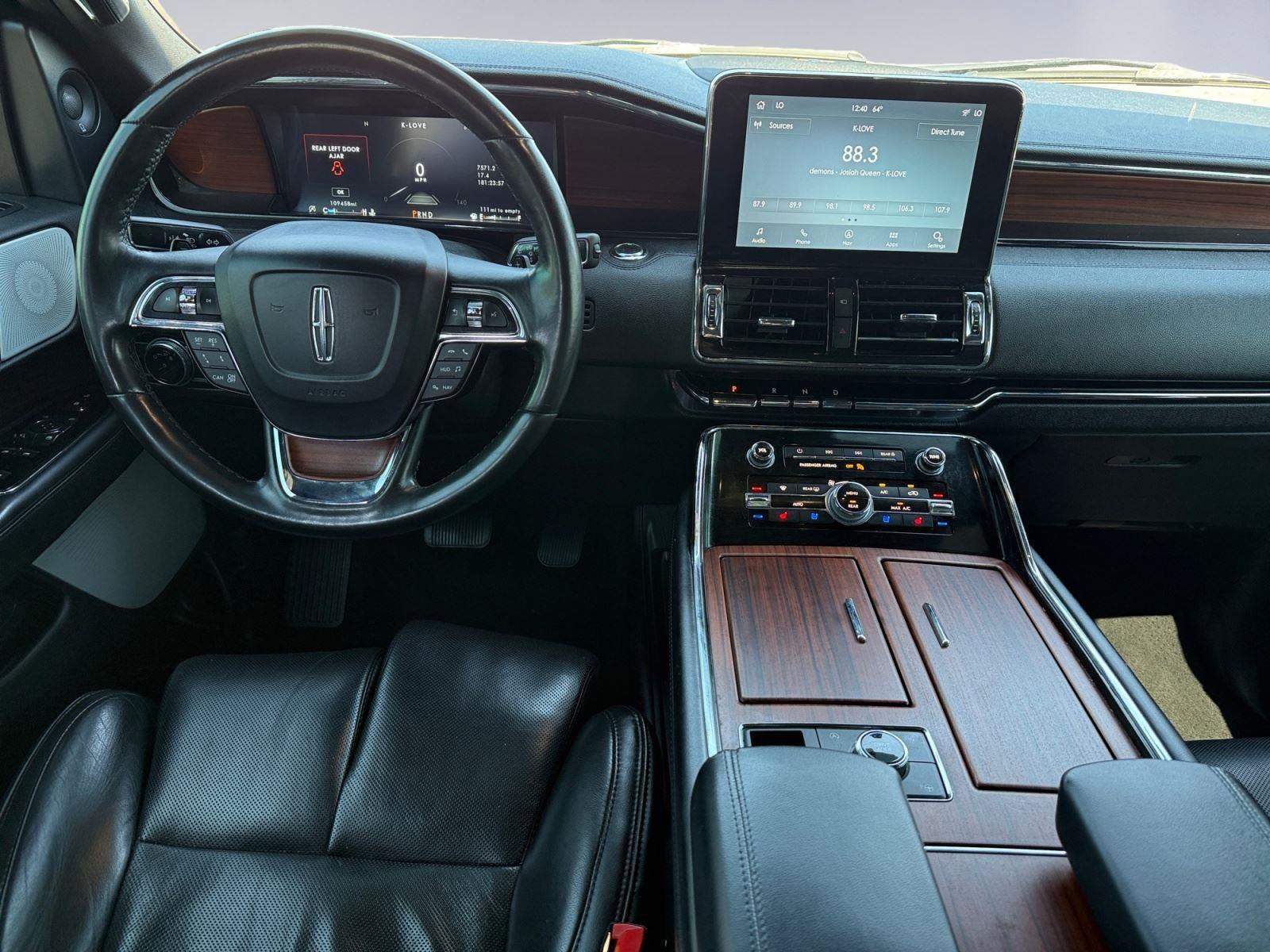 2021 Lincoln Navigator Base