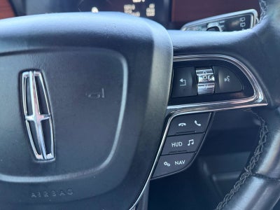 2021 Lincoln Navigator Base