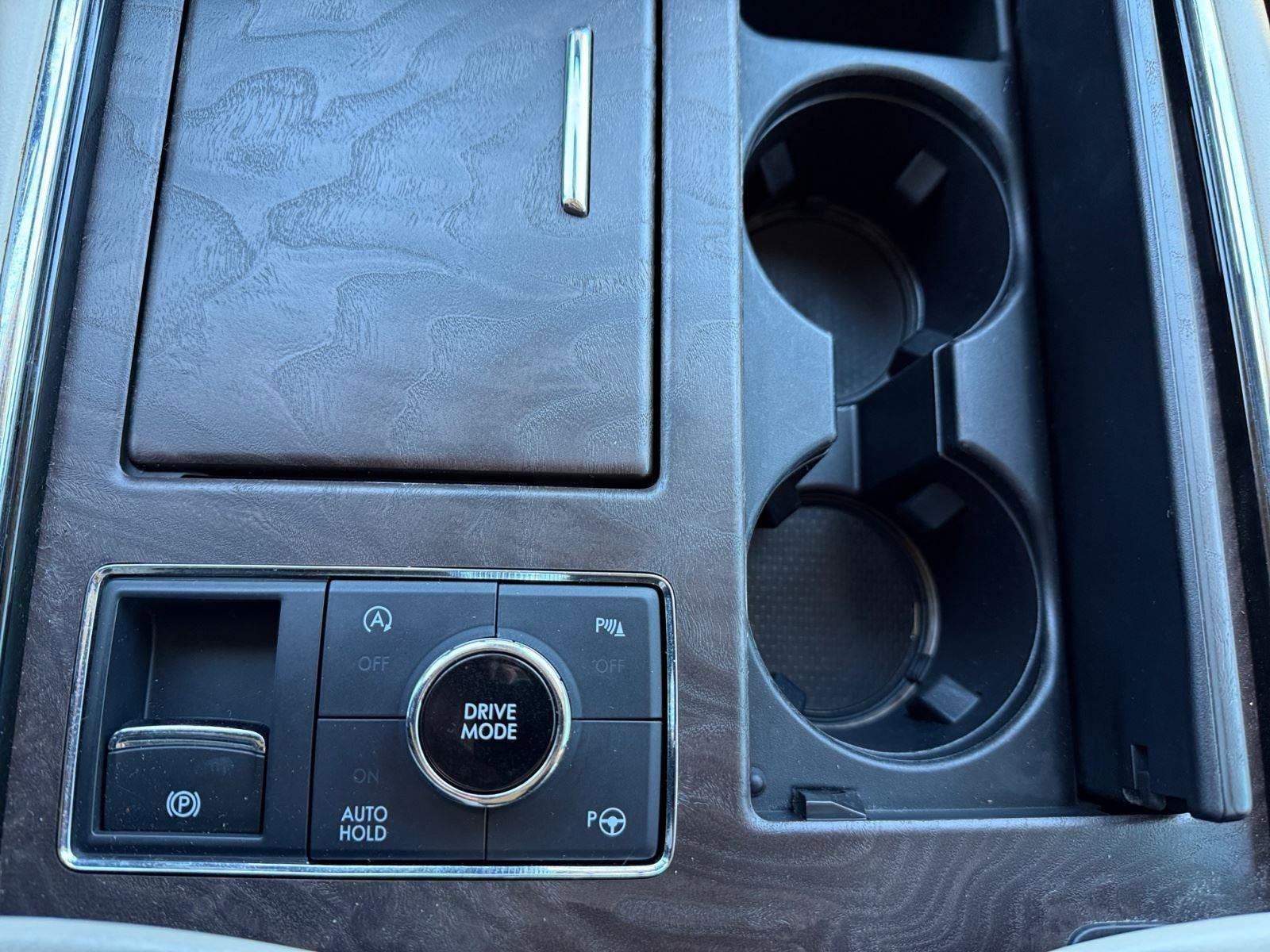 2021 Lincoln Navigator Base