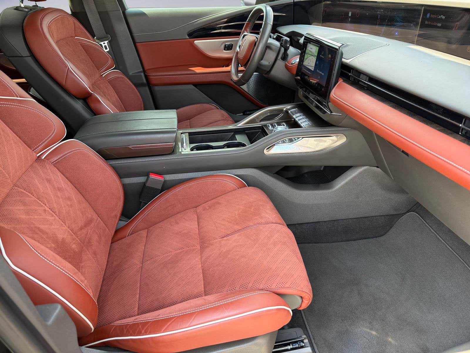 2024 Lincoln Nautilus Base