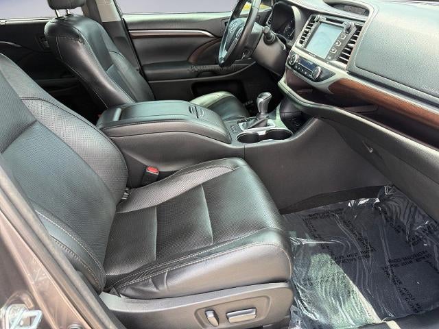 2016 Toyota Highlander AWD 4dr V6 Limited (Natl)