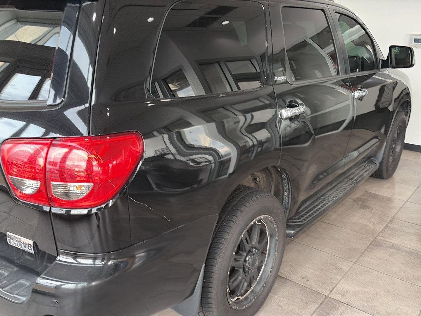 2014 Toyota Sequoia Base