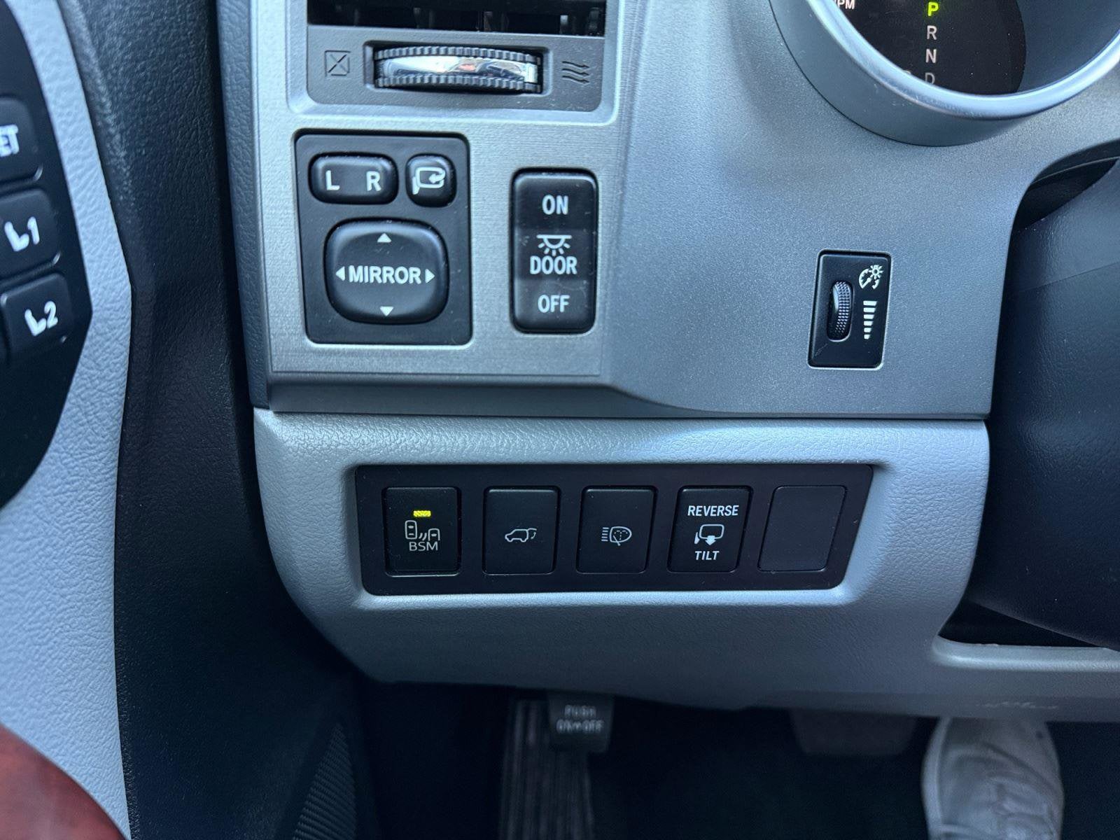 2014 Toyota Sequoia Base