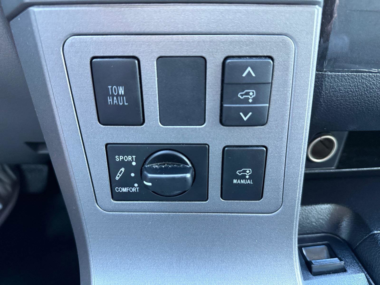 2014 Toyota Sequoia Base