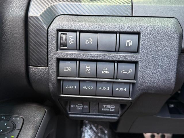 2025 Toyota 4Runner Hybrid TRD Off Road 4WD (Natl)