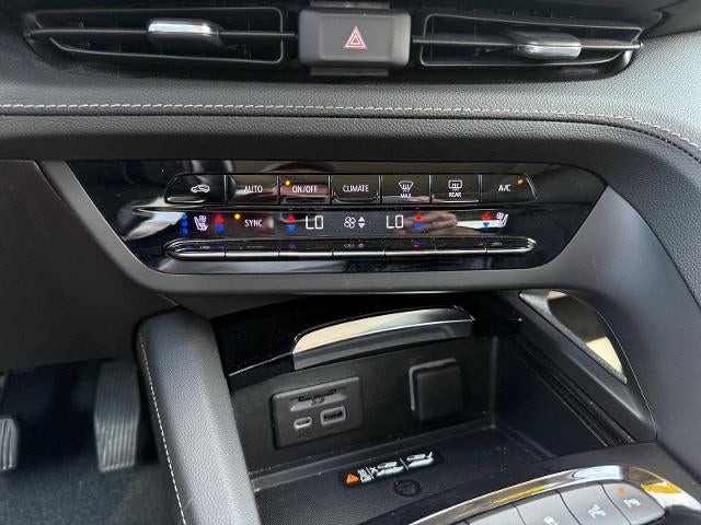 2023 Buick Envision FWD 4dr Avenir