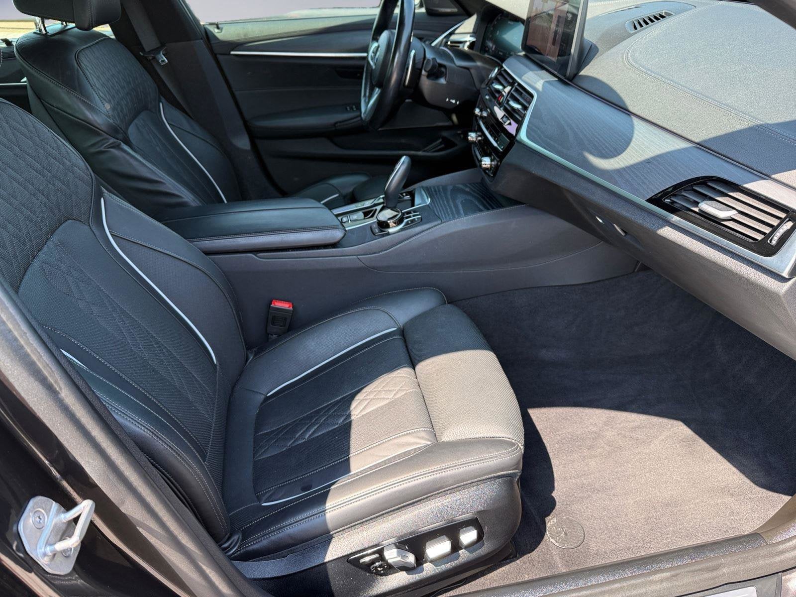 2022 BMW 5 Series Base