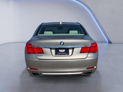2009 BMW 7 Series Sedan