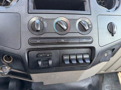 2009 Ford Super Duty F-450 DRW XLT