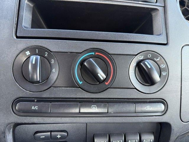 2009 Ford Super Duty F-450 DRW XLT