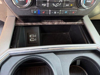 2019 Ford Super Duty F-450 DRW LARIAT