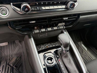 2023 Chevrolet Colorado 4WD LT