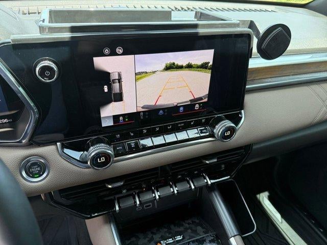 2024 GMC Canyon 4WD Denali
