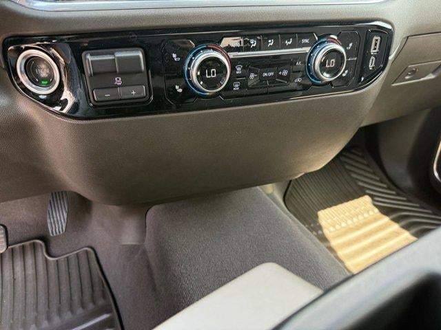 2025 GMC Sierra 1500 SLE