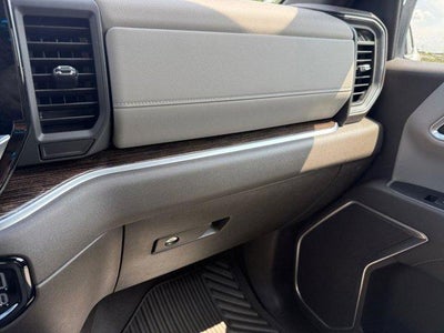 2025 GMC Sierra 1500 SLE