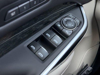 2022 Cadillac XT4 FWD Premium Luxury