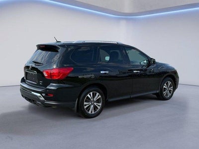 2017 Nissan Pathfinder SL