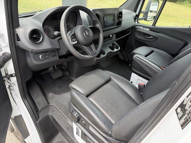2023 Mercedes-Benz Sprinter Cab Chassis Base