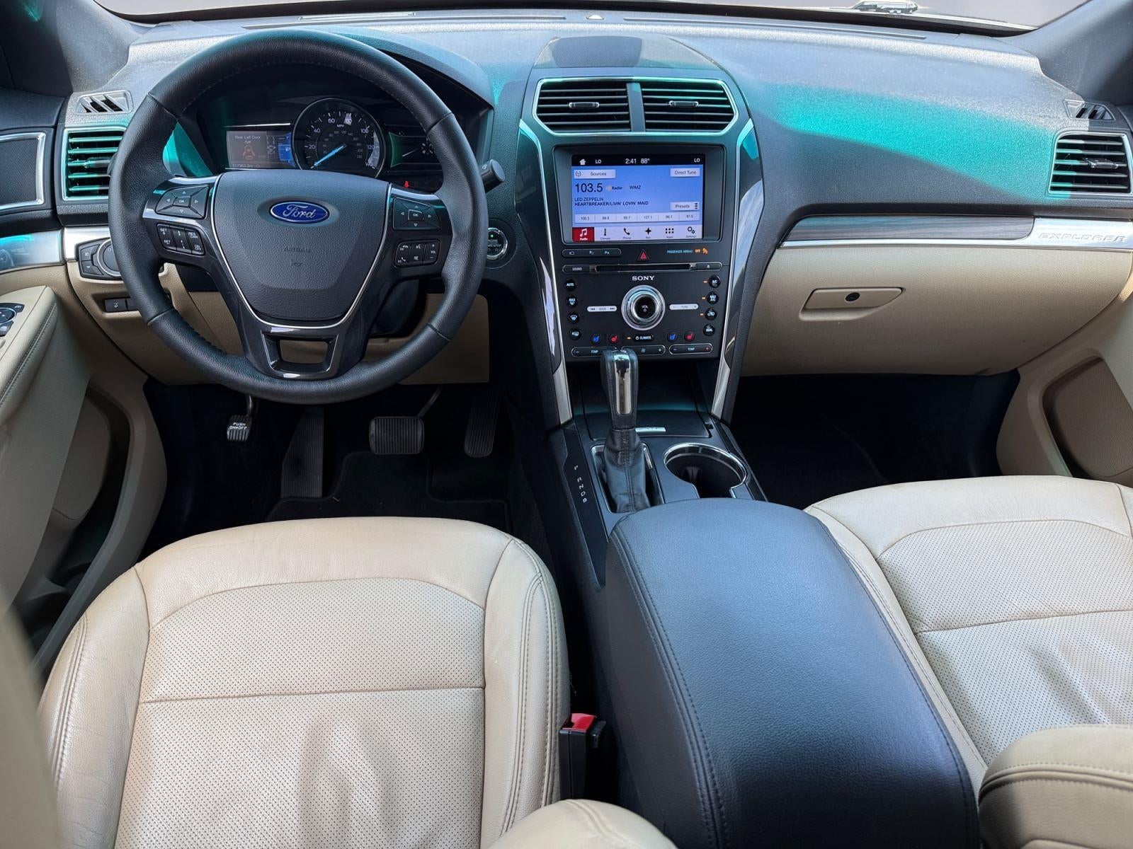 2017 Ford EXPLORER LIMI