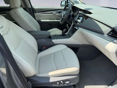 2024 Cadillac XT5 FWD Premium Luxury