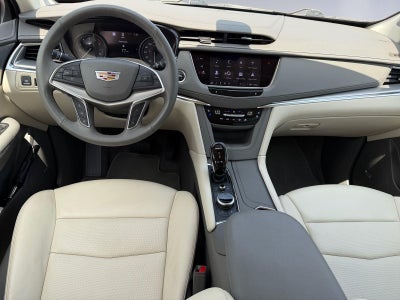 2024 Cadillac XT5 FWD Premium Luxury