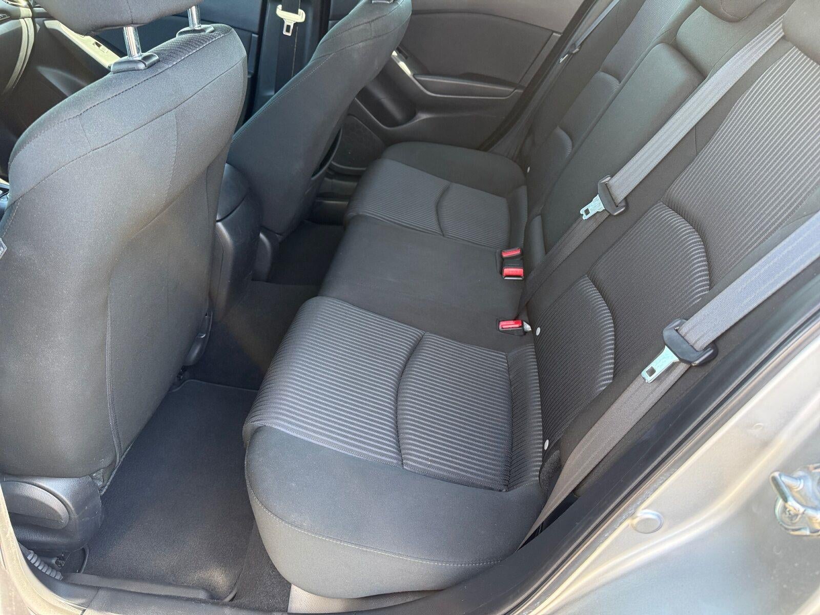 2016 Mazda Mazda3 i Sport