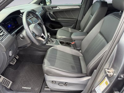 2022 Volkswagen Tiguan SE R-Line Black