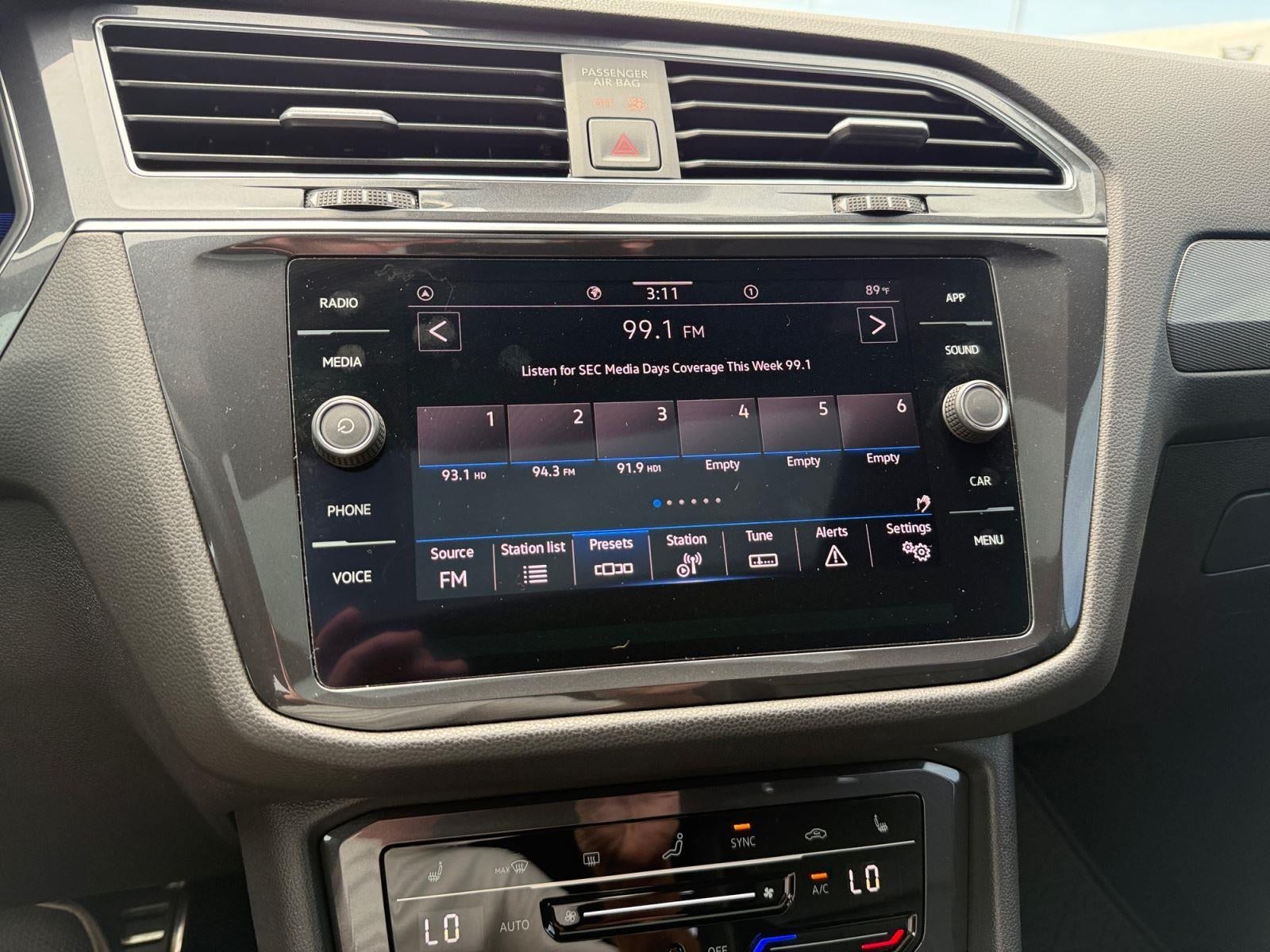 2022 Volkswagen Tiguan SE R-Line Black