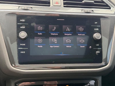 2022 Volkswagen Tiguan SE R-Line Black