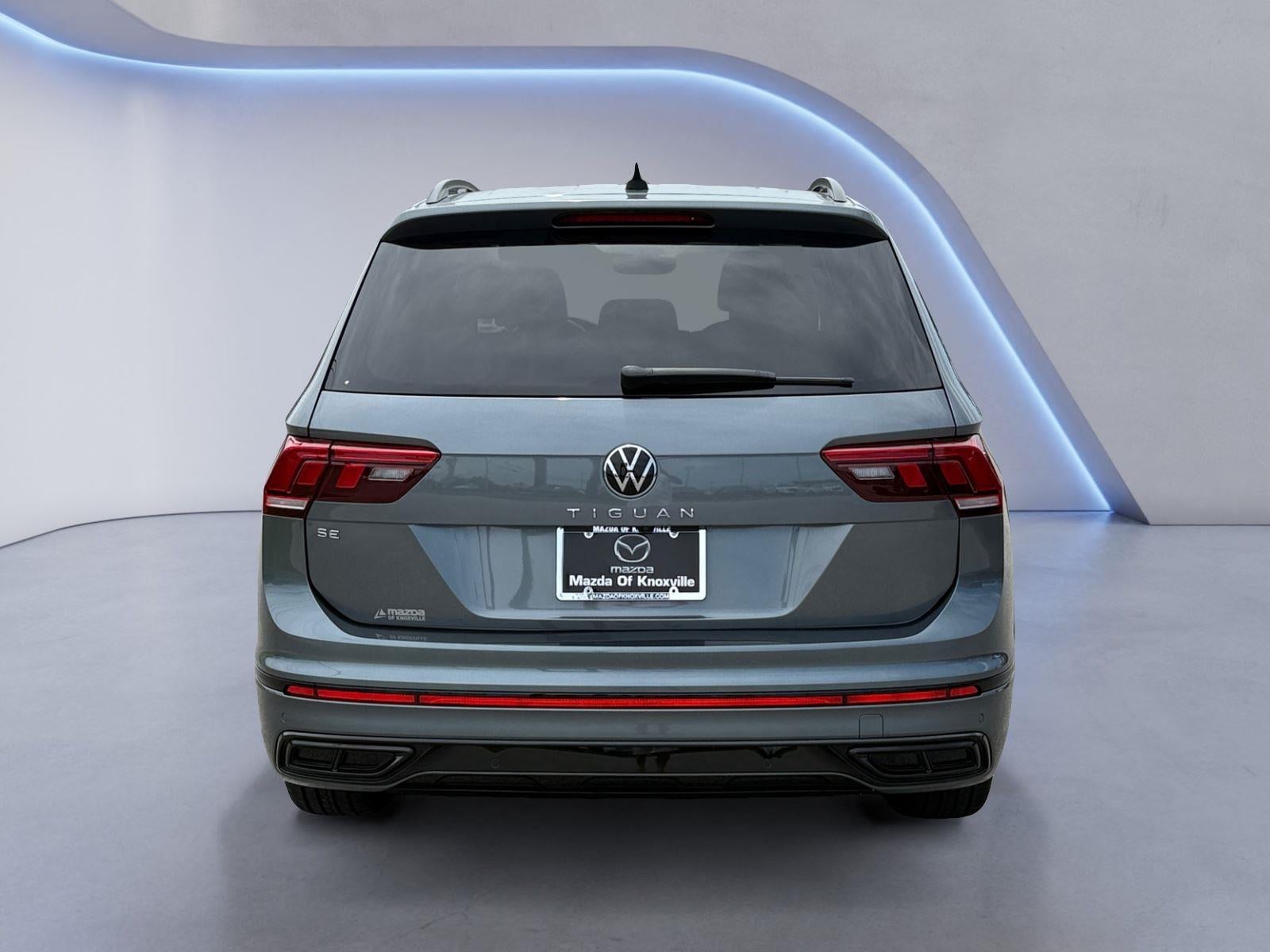 2022 Volkswagen Tiguan SE R-Line Black