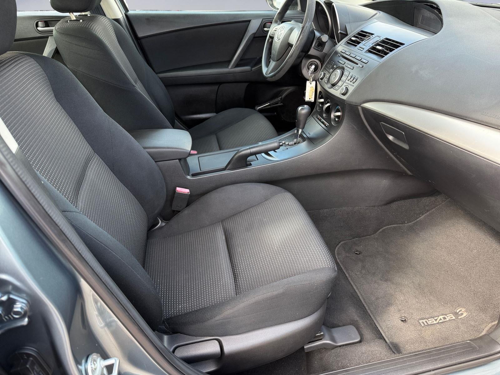 2012 Mazda Mazda3 i Sport