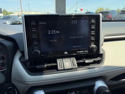 2019 Toyota Rav4 XLE Premium
