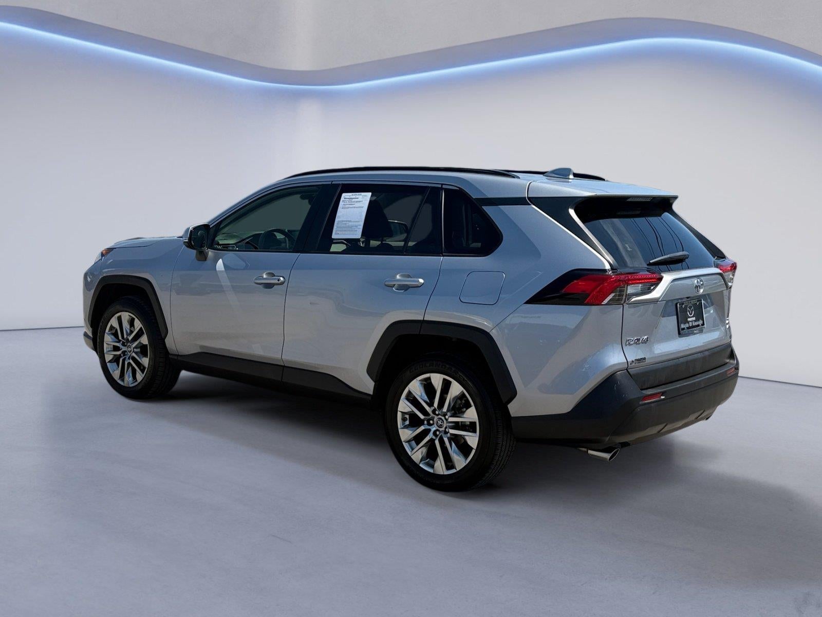 2019 Toyota Rav4 XLE Premium