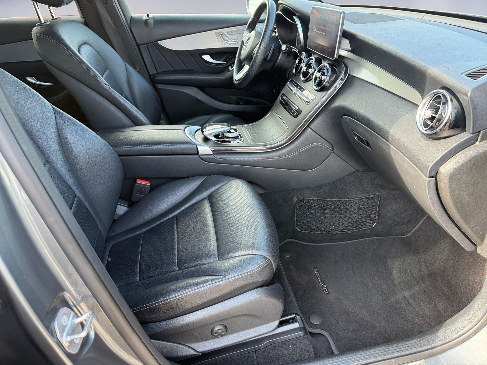 2019 Mercedes-Benz GLC300 Base