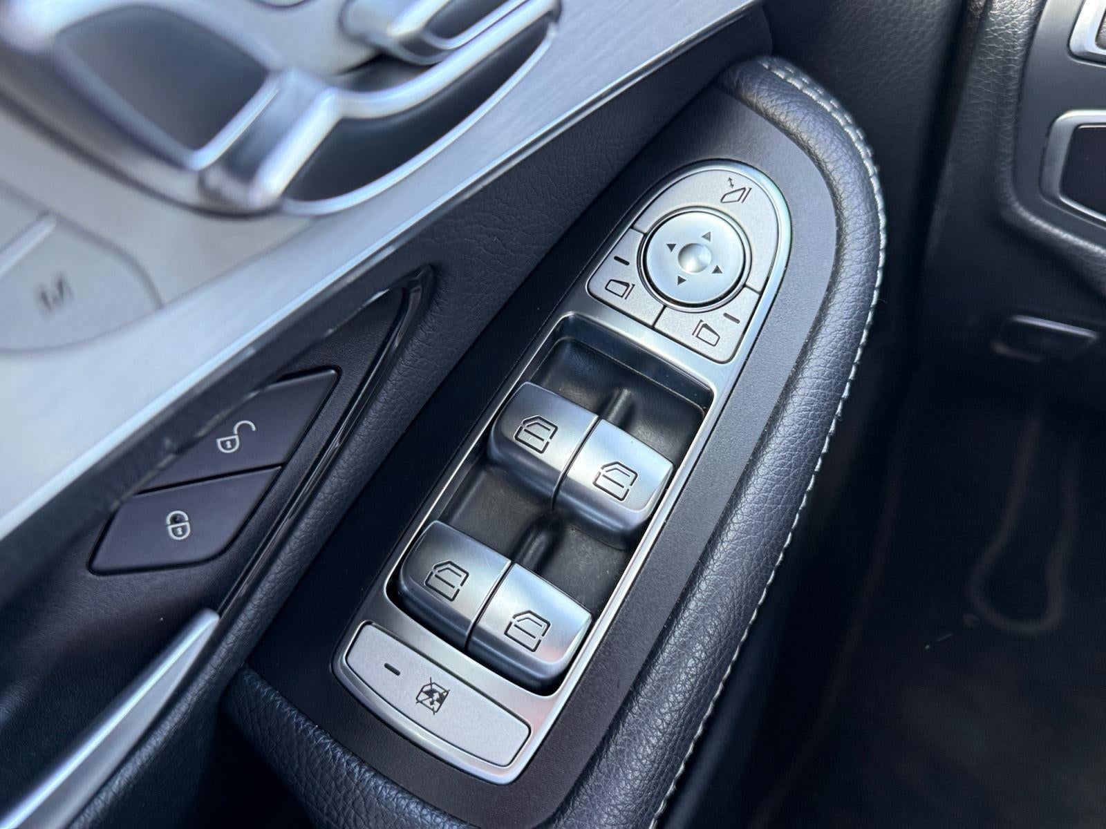 2019 Mercedes-Benz GLC300 Base