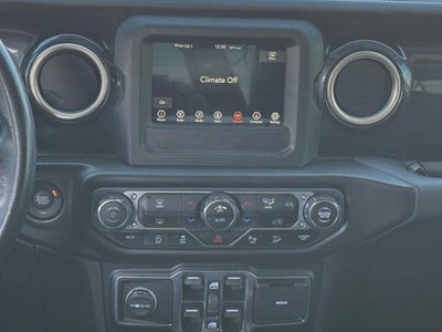 2020 Jeep Wrangler Unlimited Sahara Altitude 4x4