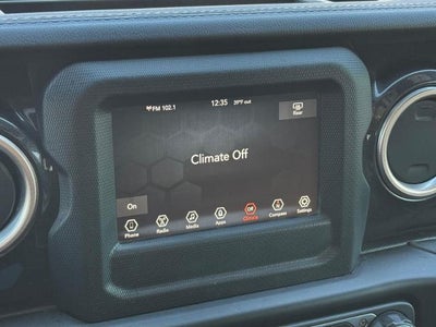 2020 Jeep Wrangler Unlimited Sahara Altitude 4x4