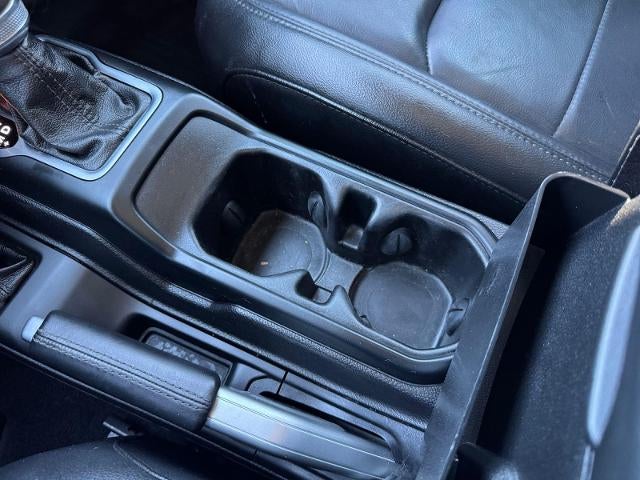 2020 Jeep Wrangler Unlimited Sahara Altitude 4x4