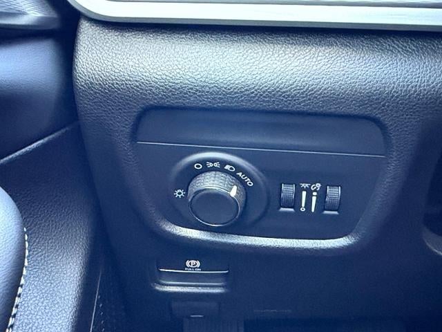 2025 Jeep Grand Cherokee L Altitude X 4x4