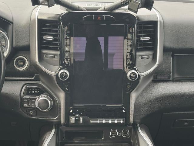 2021 RAM 1500 Big Horn 4x4 Crew Cab 5'7" Box