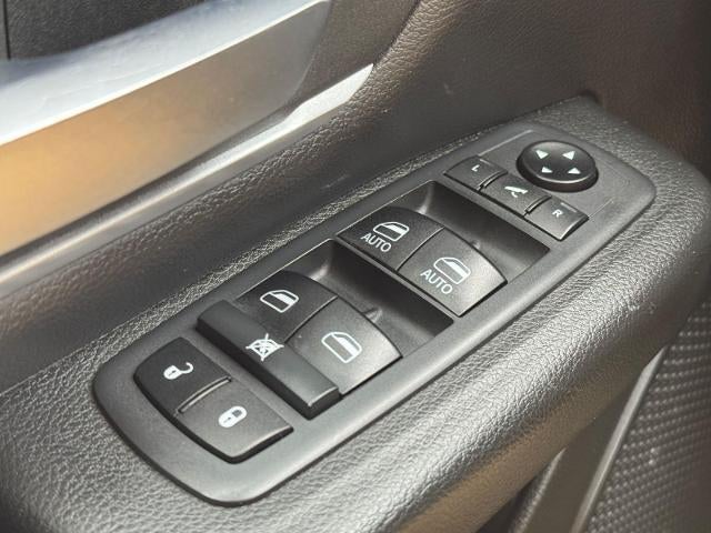 2021 RAM 1500 Big Horn 4x4 Crew Cab 5'7" Box