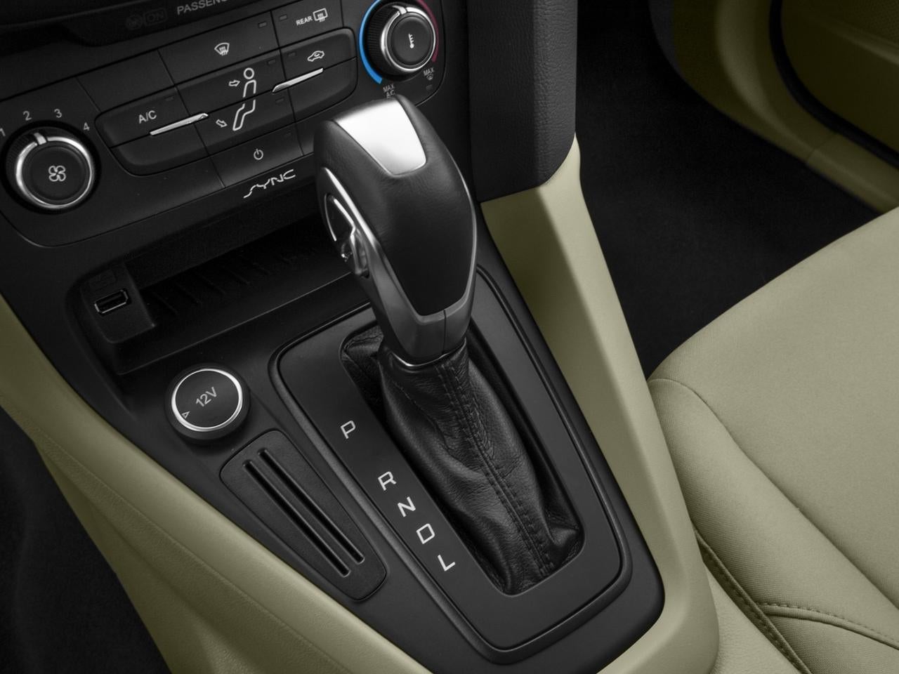 2016 Ford Focus 4dr Sdn S