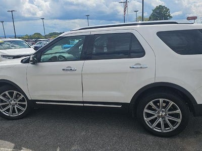 2017 Ford Explorer Limited FWD